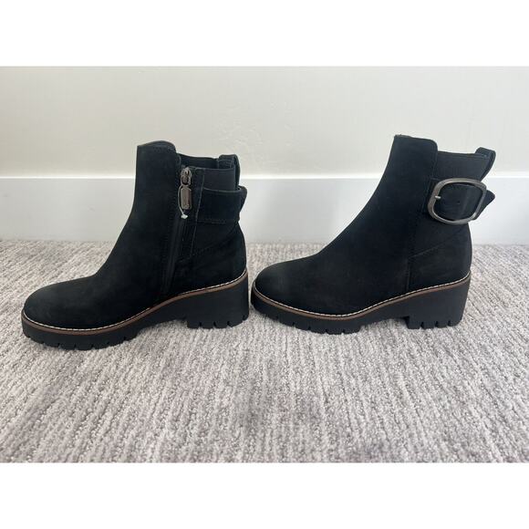 Blondo Women's Danika Waterproof Ankle Boot Black Leather, Buckle, Size 6 - Picture 3 of 6